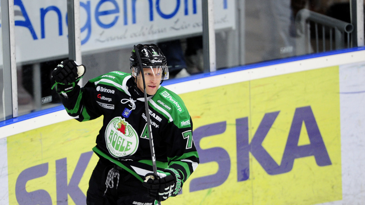 Mathias Tjärnqvist, en av de fem spelare som klarat sig undan magsjukan.