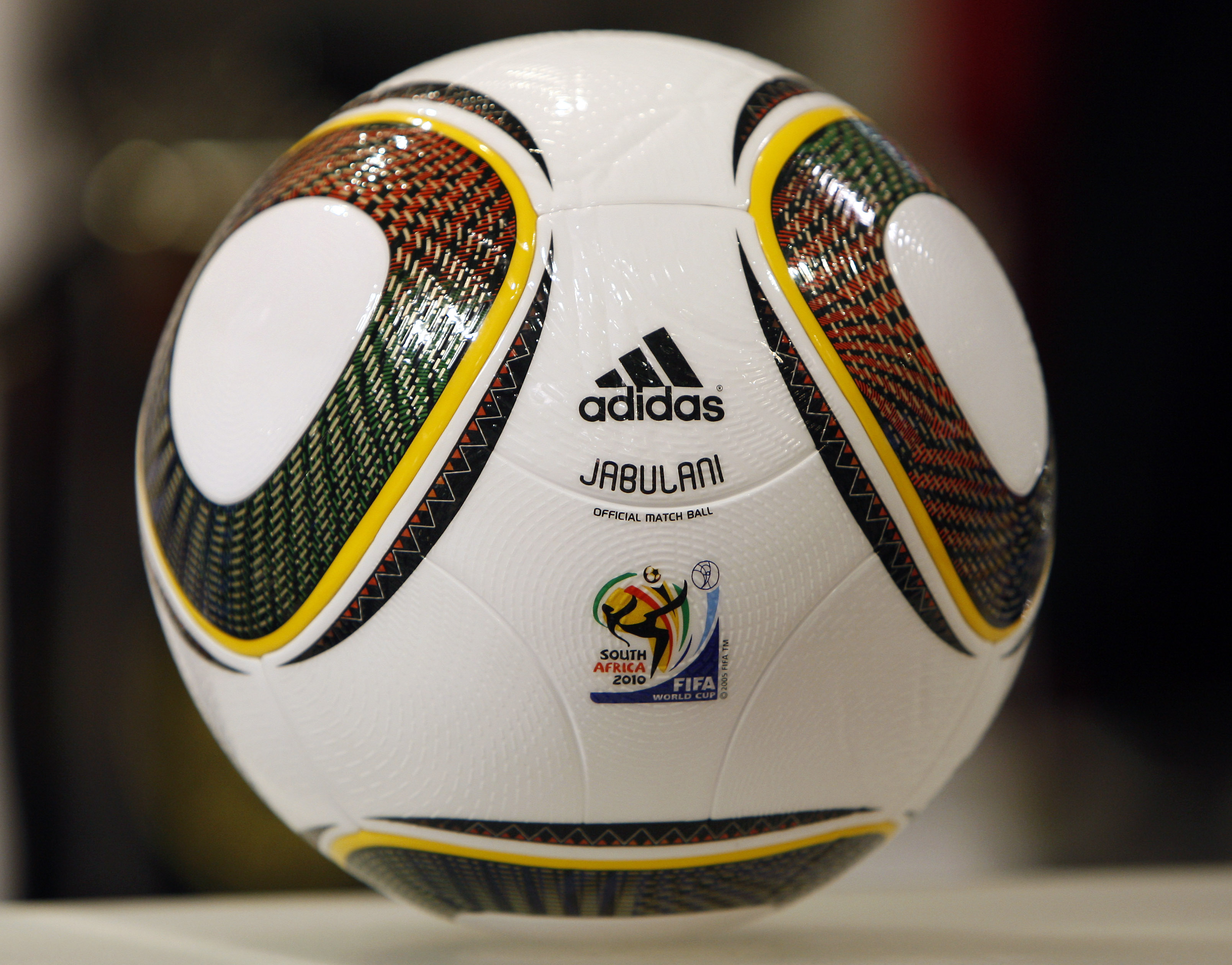 VM i Sydafrika, Jabulani, Julio Ceasar, Iker Casillas, Adidas