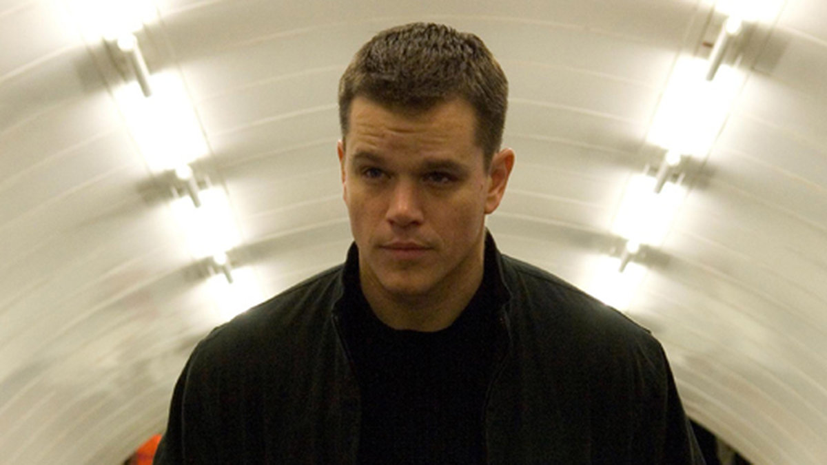 Jason Bourne åker rulltrappa i Bourne Ultimatum. 