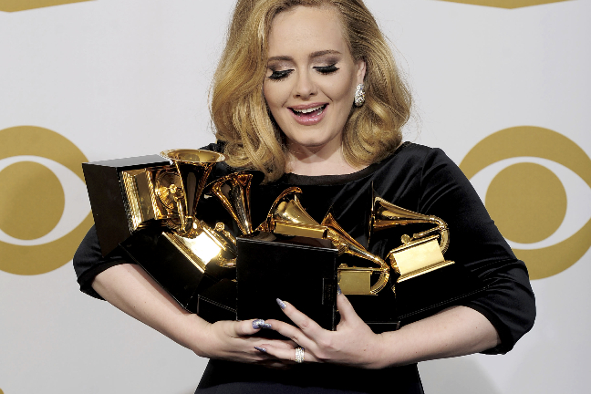 Adele som blev Grammygalans stora vinnare får se sina låtar bannade från årets audition.