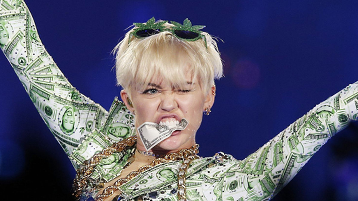 Miley hoppades att publiken var full och påtänd. 