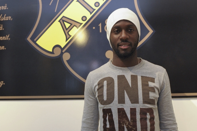 Johnson lämnade AIK för spel i Israel och Maccabi Tel Aviv 2008. Men den 14:e juni 2009 meddelade Solnaklubben att de hade gjort klart med liberianen. Johnson lämnade AIK för spel i Israel och Maccabi Tel Aviv 2008. Men den 14:e juni 2009 meddelade Solnaklubben att de hade gjort klart med liberianen.
