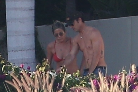 Justin Theroux och Jennifer Aniston i Cabo. Justin Theroux och Jennifer Aniston i Cabo.