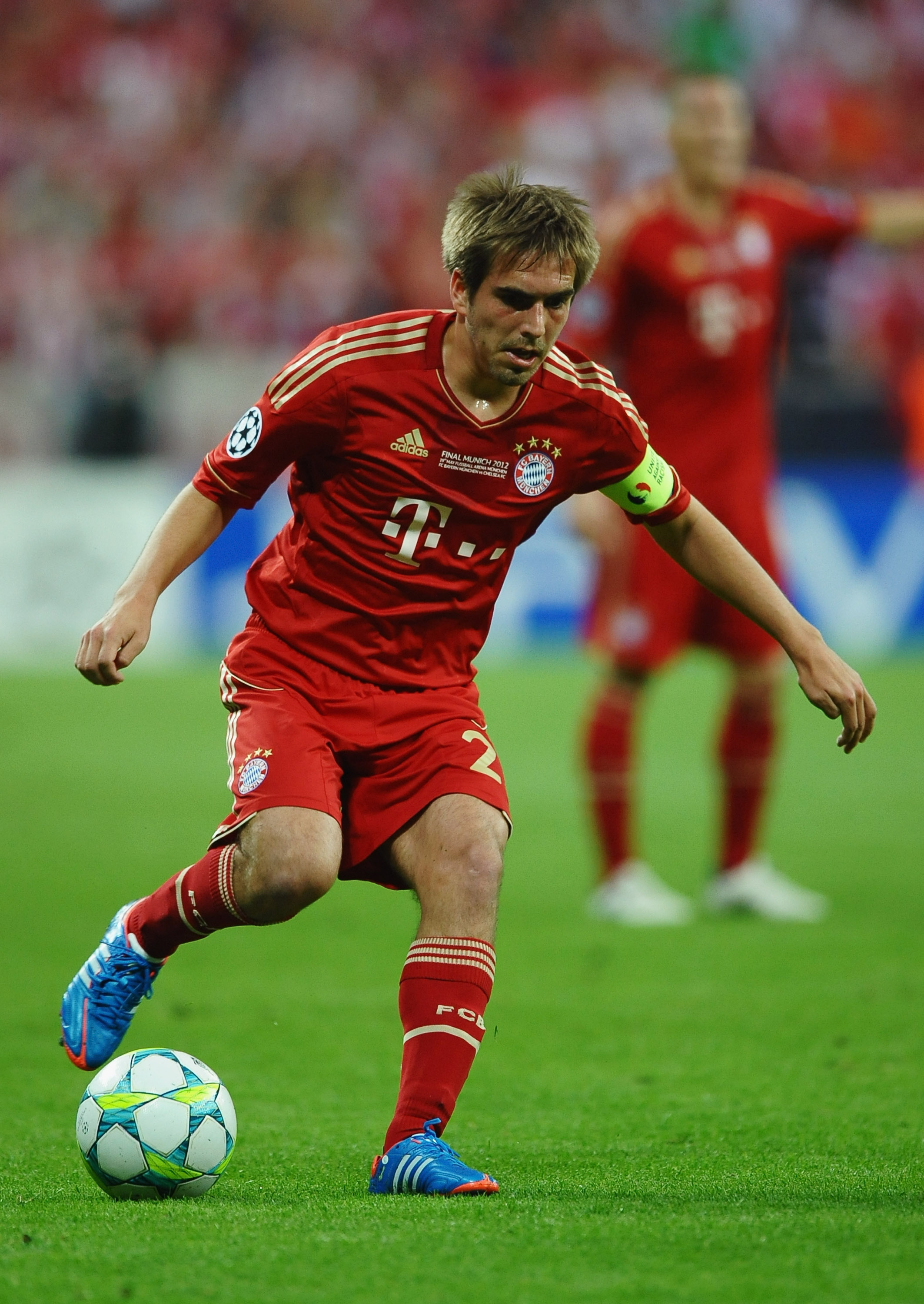 Phillip Lahm, Tyskland. Ung, men redan lagkapten i både klubb- och landslag. Phillip Lahm, Tyskland. Ung, men redan lagkapten i både klubb- och landslag.