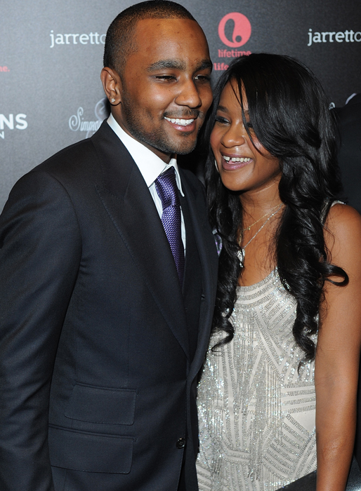 Nick Gordon fick sin beskärda del av rampljuset efter att Whitney Houston gått bort i februari. Han förlovade sig då med stjärnans dotter Bobbi Kristina. En detalj bara, Nick hade bott hos Houston i flera år och var i stort sett adopterad. Han hade mer eller mindre vuxit upp med Bobbi Kristina som en syster. Nick Gordon fick sin beskärda del av rampljuset efter att Whitney Houston gått bort i februari. Han förlovade sig då med stjärnans dotter Bobbi Kristina. En detalj bara, Nick hade bott hos Houston i flera år och var i stort sett adopterad. Han hade mer eller mindre vuxit upp med Bobbi Kristina som en syster.
