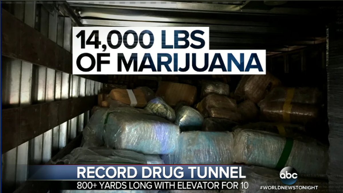 I den hittade polisen sju ton marijuana.