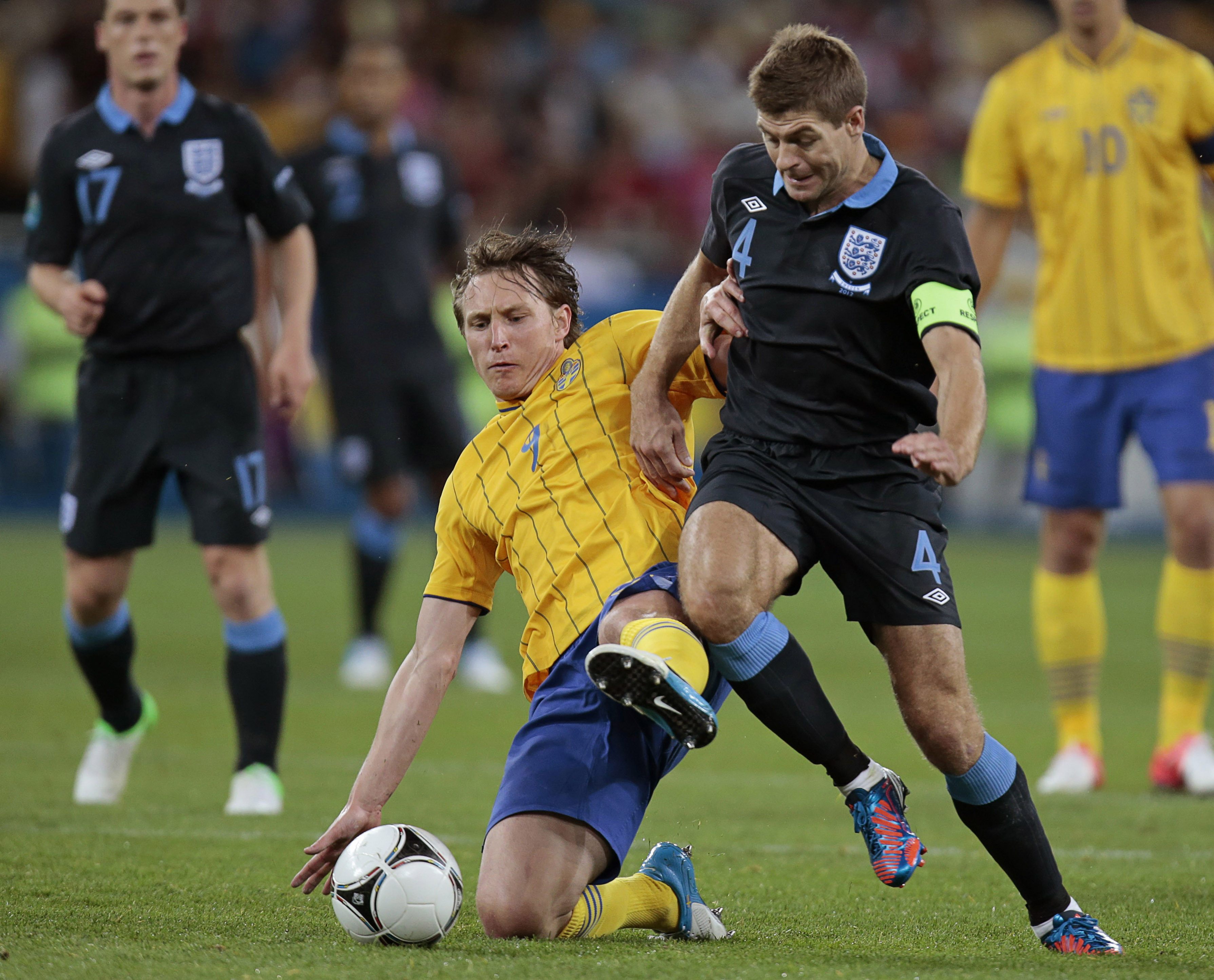 Steven Gerrard gjorde en assist mot Sverige och är "bäst enligt "Nisse".
