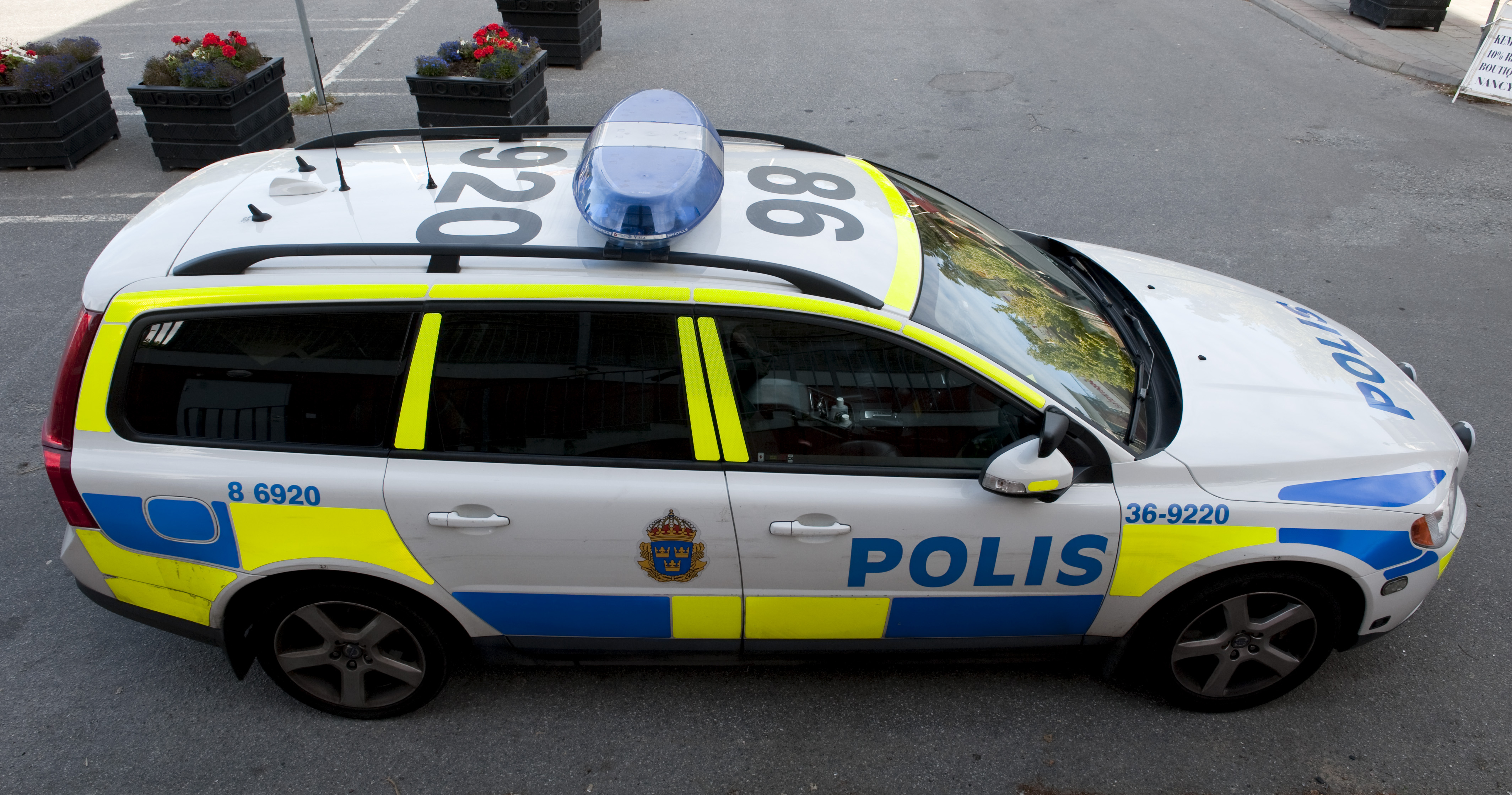 Polisen, gripen, Örebro, Skolhot, Uppsala, Brott och straff