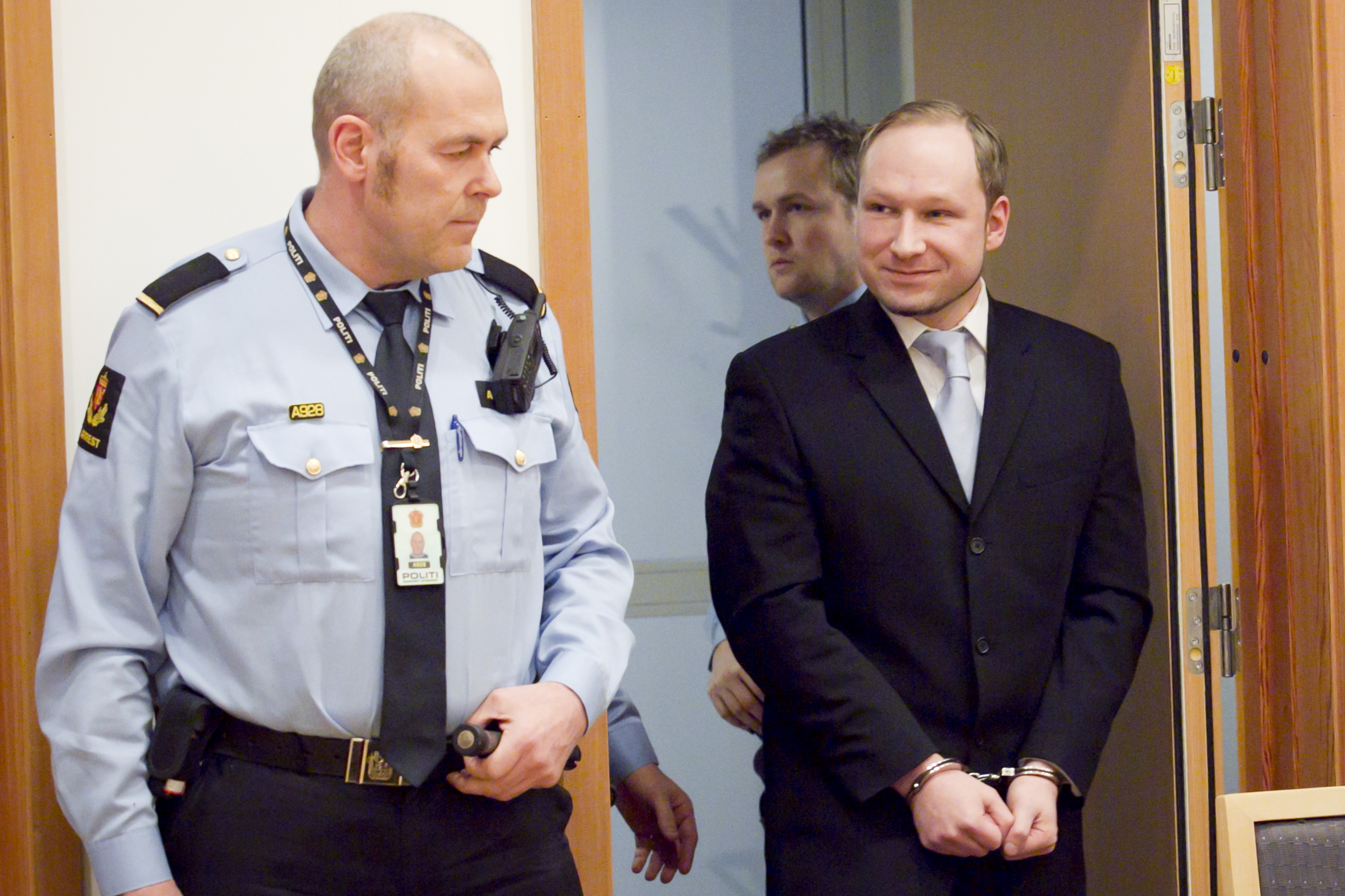 Breivik är enligt hans advokat väl införstådd med att det nya rummet kommer bli hans hem under en lånd tid framöver.