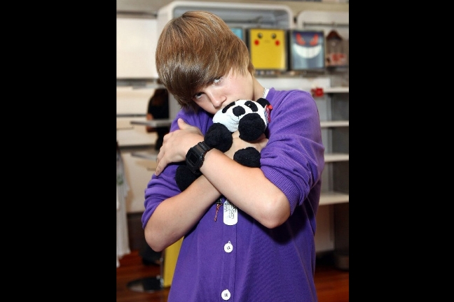 12-åringen klädde ut sig till en "gay Justin Bieber".