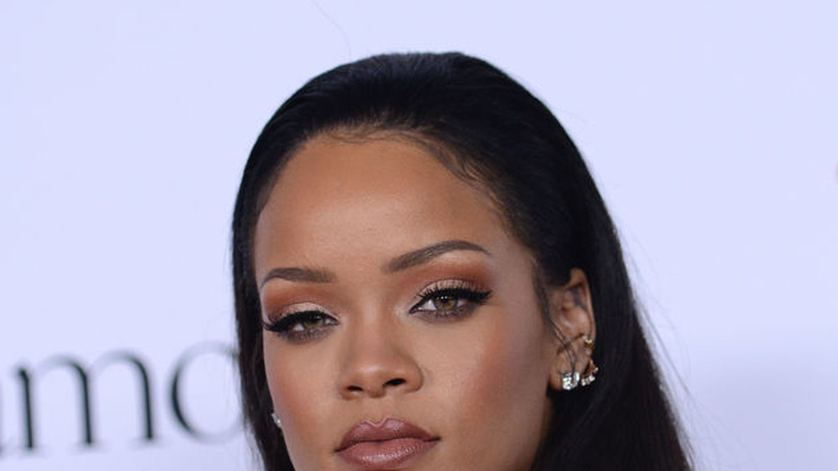 Rihanna – Rihanna på snap!