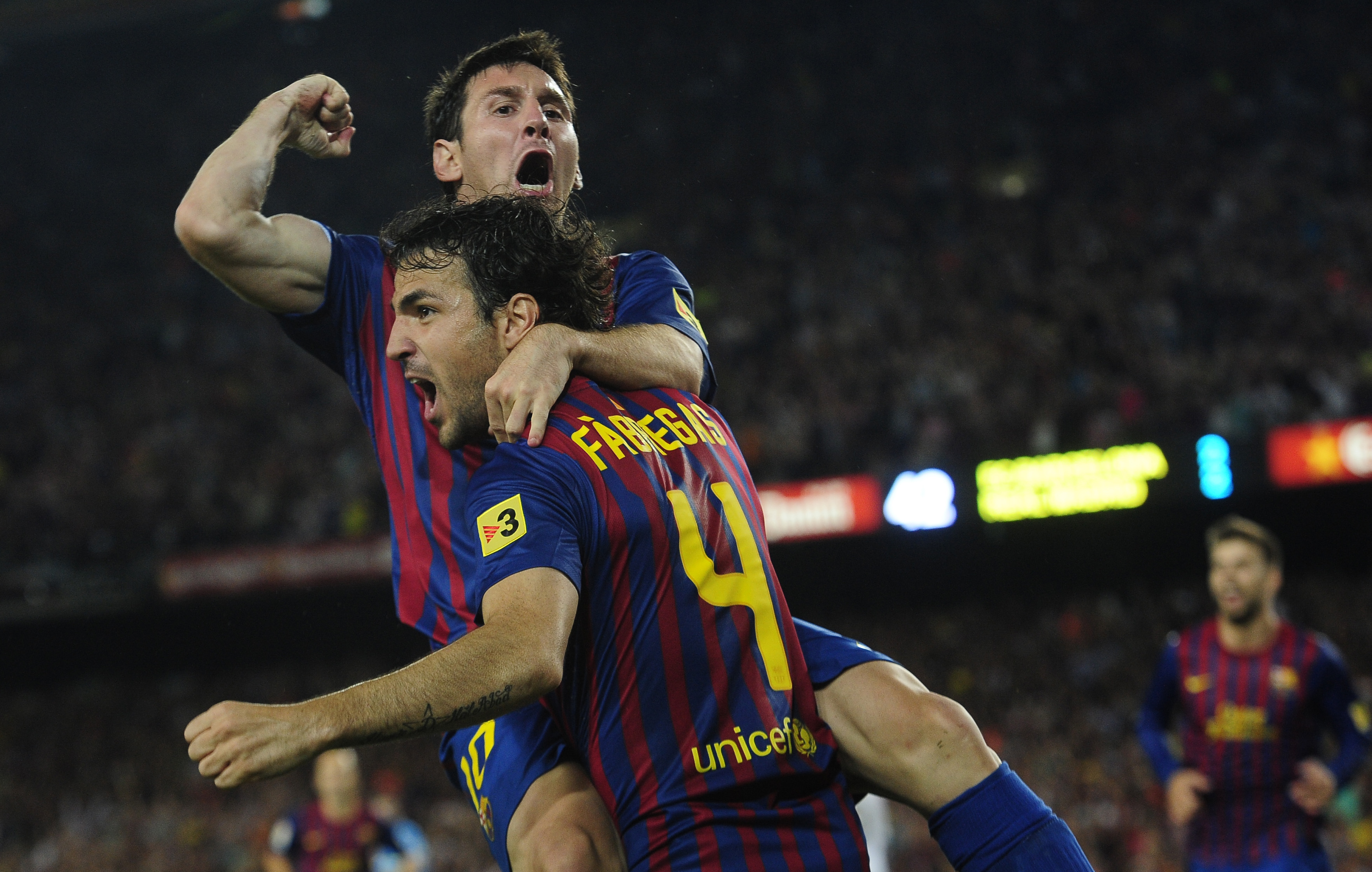 Historien med Lionel Messi börjar snart angränsa till det larviga. Framför allt när det kommer till spel mot Real Madrid. 13 mål är den lille argentinaren uppe i nu mot antagonisten och mer lär det väl bli, eller vad säger ni? Historien med Lionel Messi börjar snart angränsa till det larviga. Framför allt när det kommer till spel mot Real Madrid. 13 mål är den lille argentinaren uppe i nu mot antagonisten och mer lär det väl bli, eller vad säger ni?