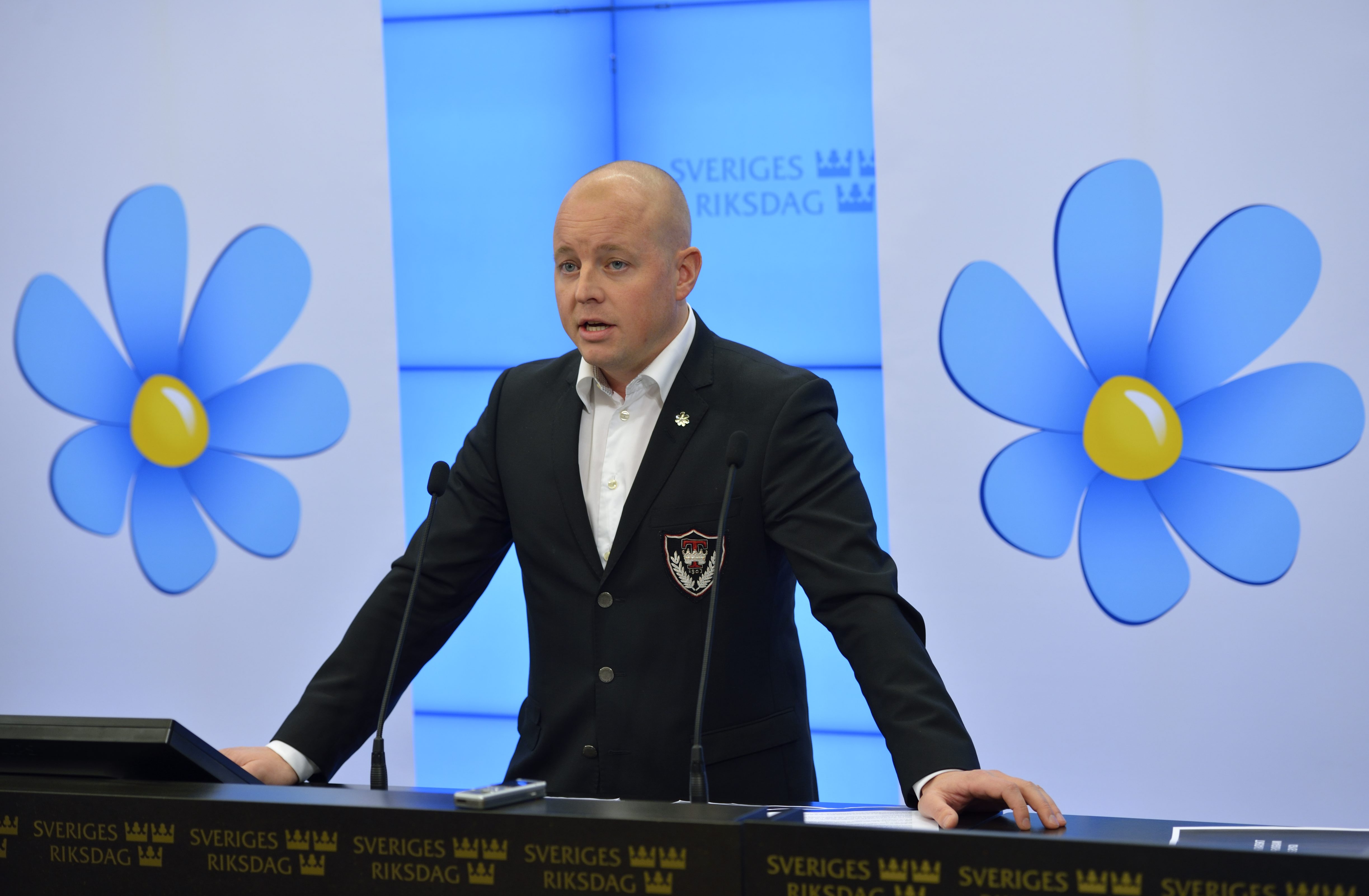 SD:s partisekreterare Björn Söder är oroad.