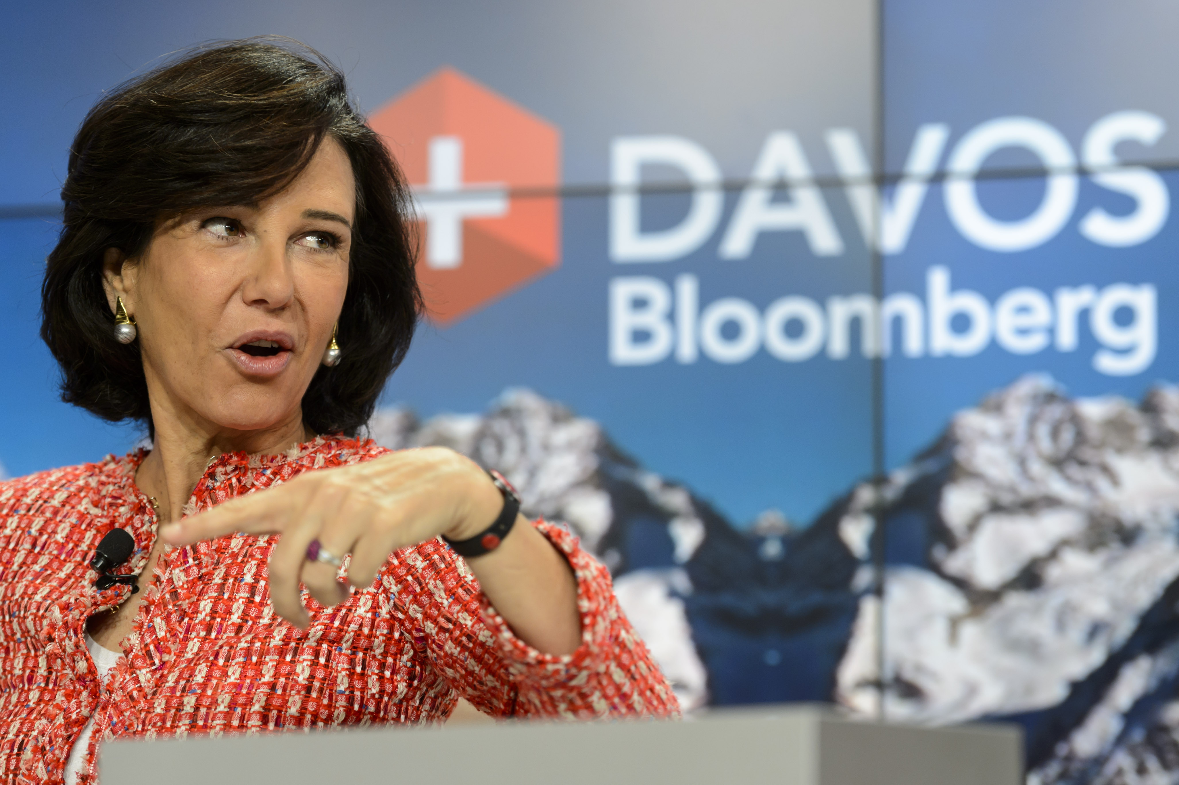 18. Ana Patricia Bodin. Ordförande för spanska banken Santander. 18. Ana Patricia Bodin. Ordförande för spanska banken Santander.