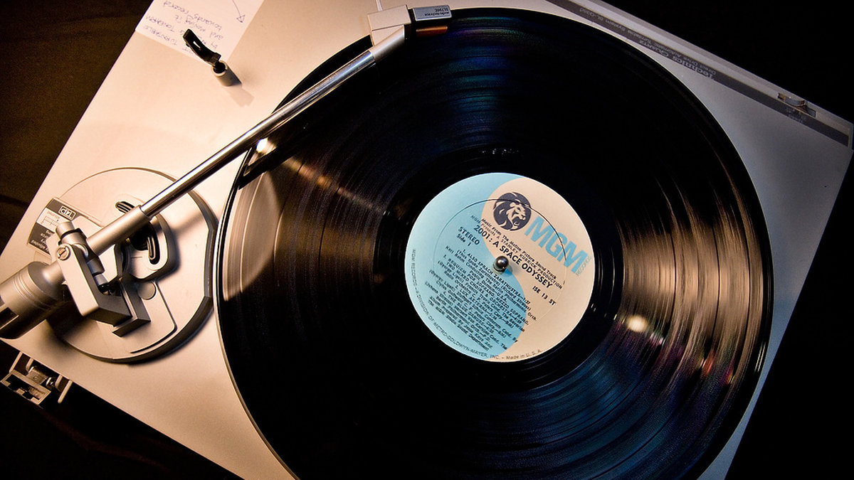 DJ Shadow blev känd för att sampla bitar från vinylskivor. Skivan på bilden har inget med artikeln att göra. Arkivbild.