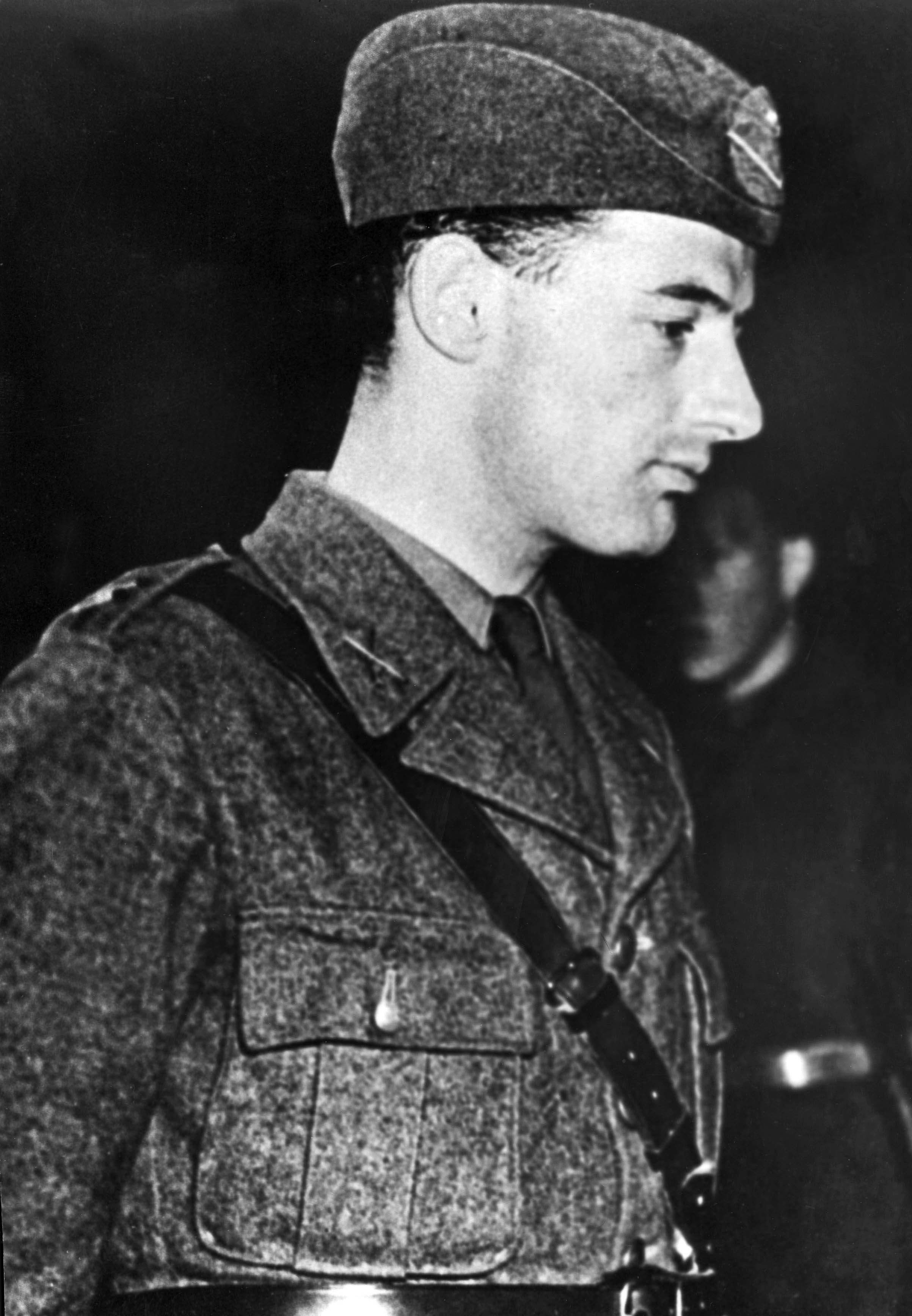 Hans hjältedåd i kampen för att rädda judar undan nazisterna kan ha skonat så många som 100 000 människoliv. 