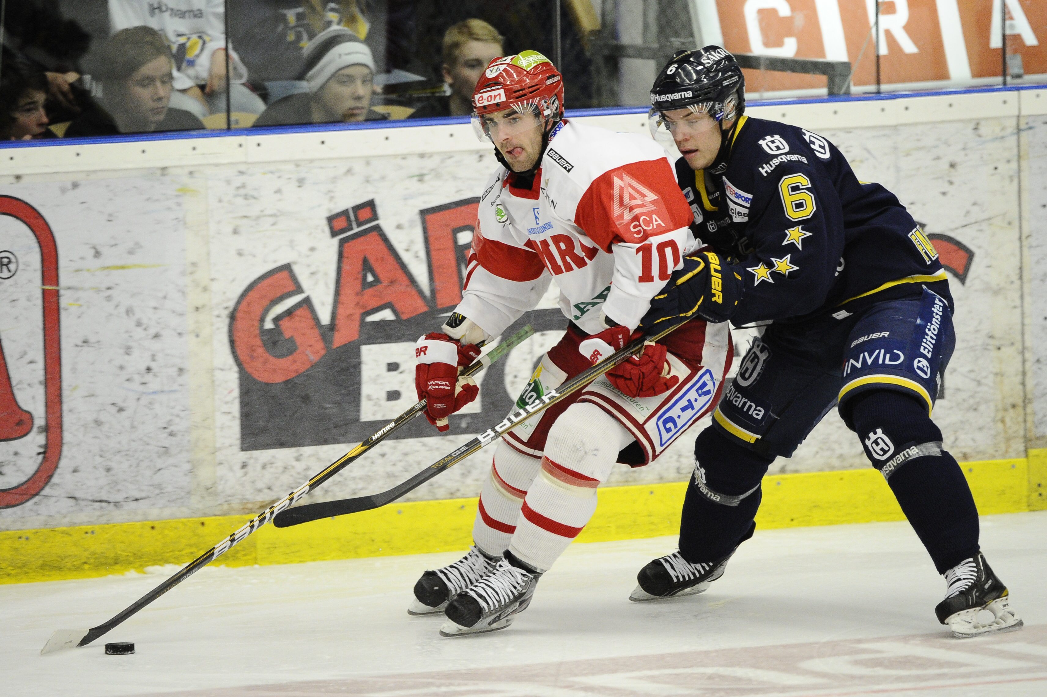Damien Fleury var en av flera panikvärvningar. Fick det inte att stämma i Luleå, har inte kommit igång i Timrå heller. Damien Fleury var en av flera panikvärvningar. Fick det inte att stämma i Luleå, har inte kommit igång i Timrå heller.