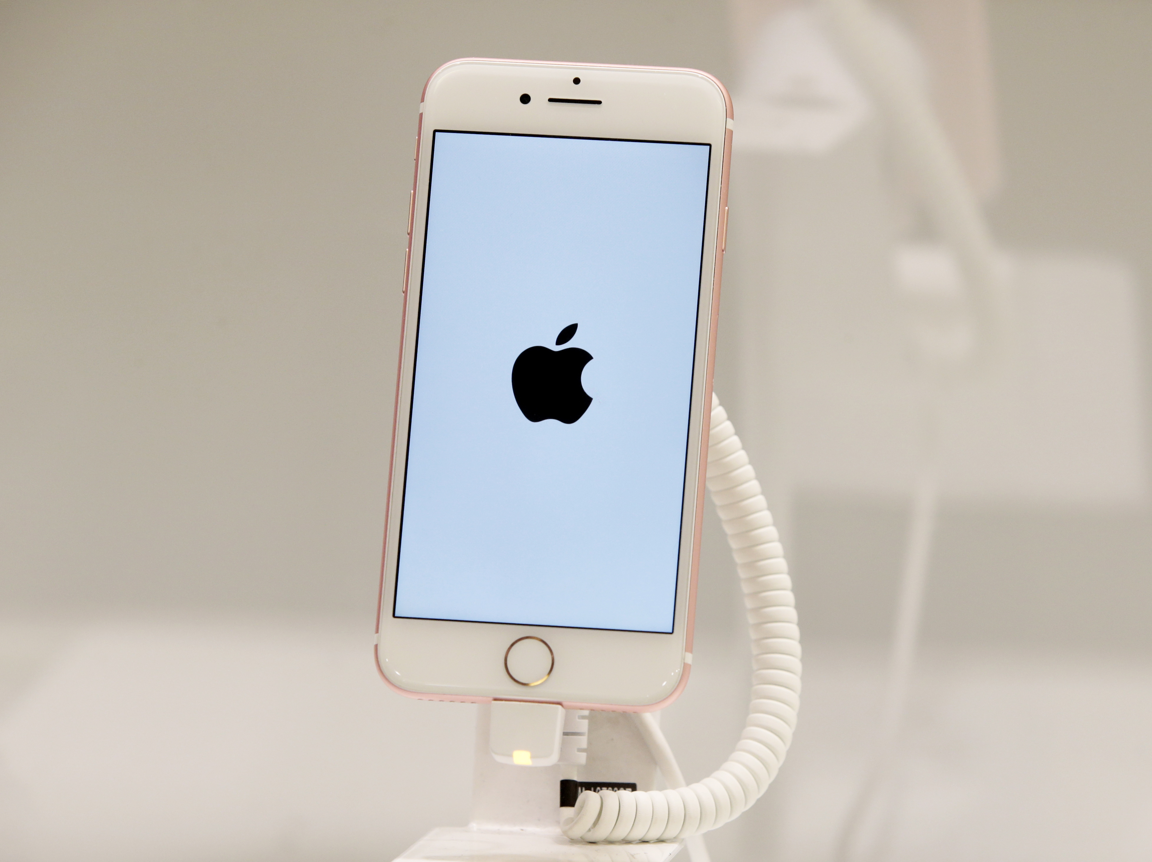 iPhone iPhone