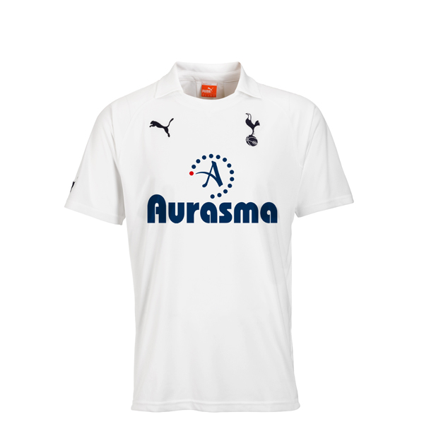 14. Tottenham. Spurs tog den enklaste tänkbara vägen genom att köra på vitt, helt sonika. Men det fungerar verkligen inte. Ett försök till modernisering gick käpprätt åt skogen. 14. Tottenham. Spurs tog den enklaste tänkbara vägen genom att köra på vitt, helt sonika. Men det fungerar verkligen inte. Ett försök till modernisering gick käpprätt åt skogen.