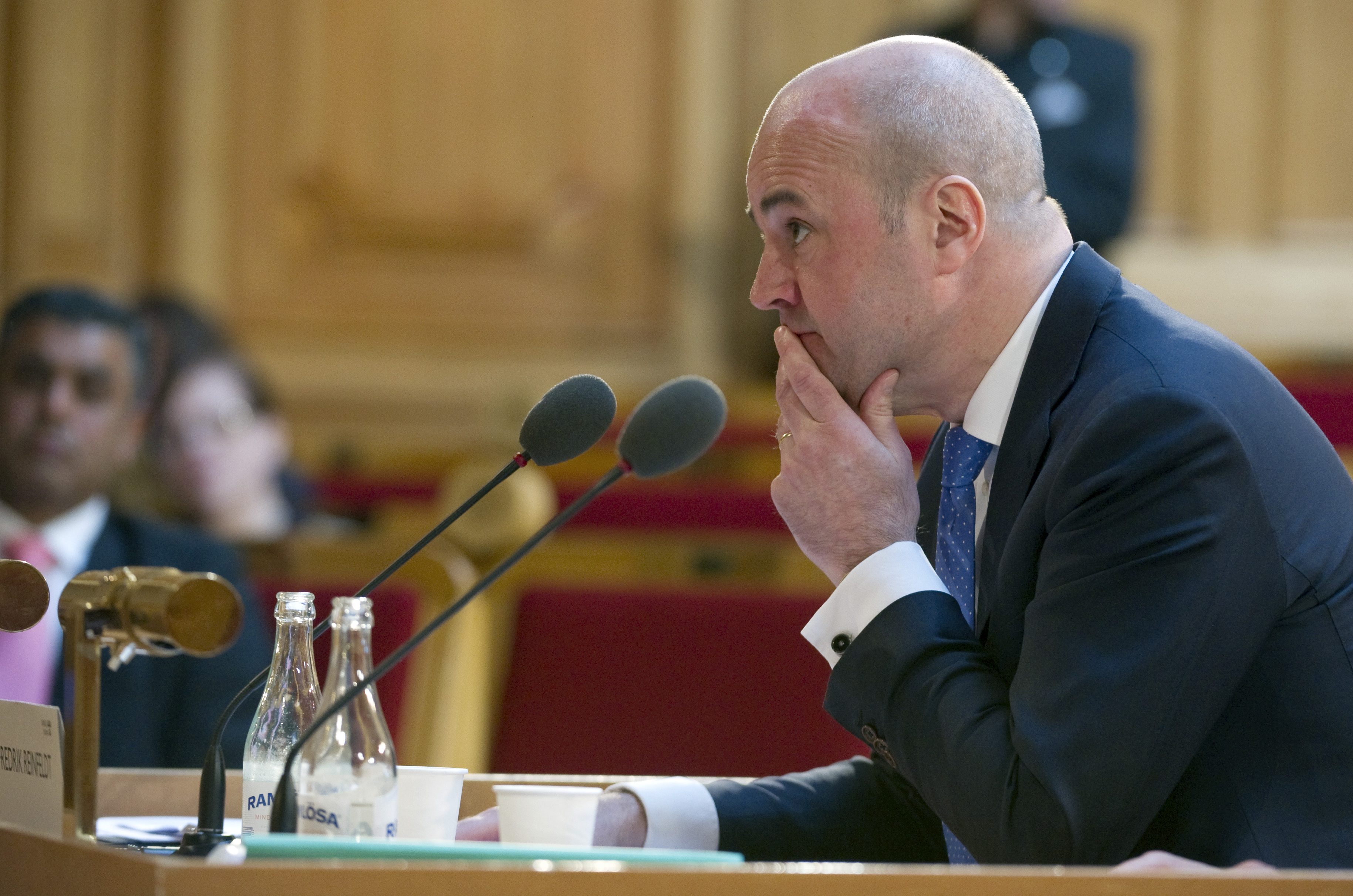 Fredrik Reinfeldt vill inte ge några mer svar om sitt omstridda uttalande.