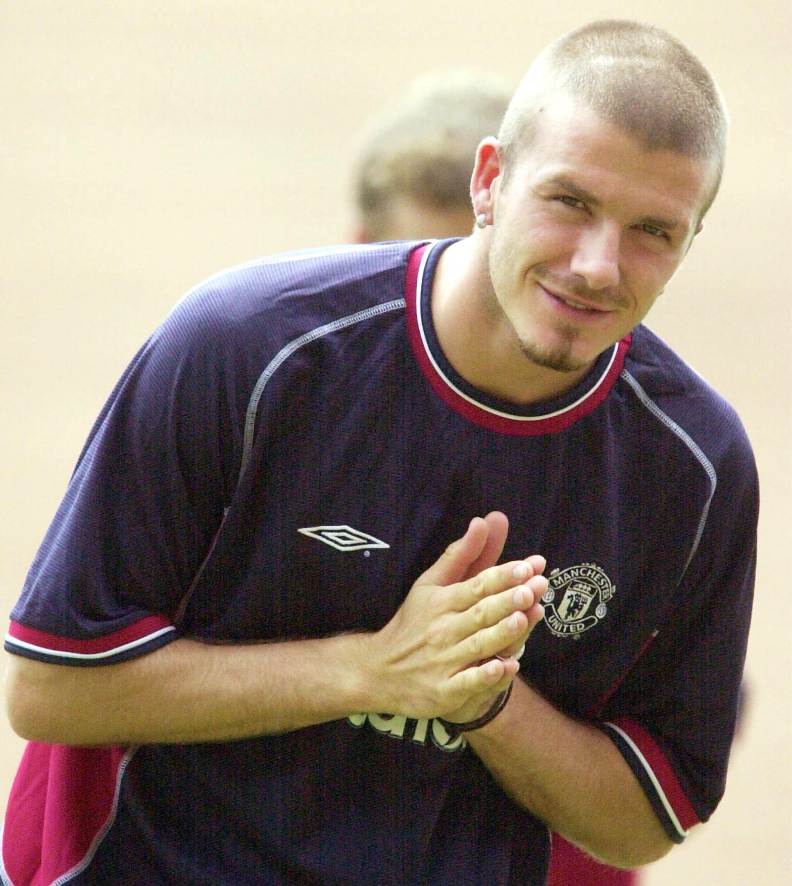 Beckham under en turné med United i Thailand 2001. Beckham under en turné med United i Thailand 2001.
