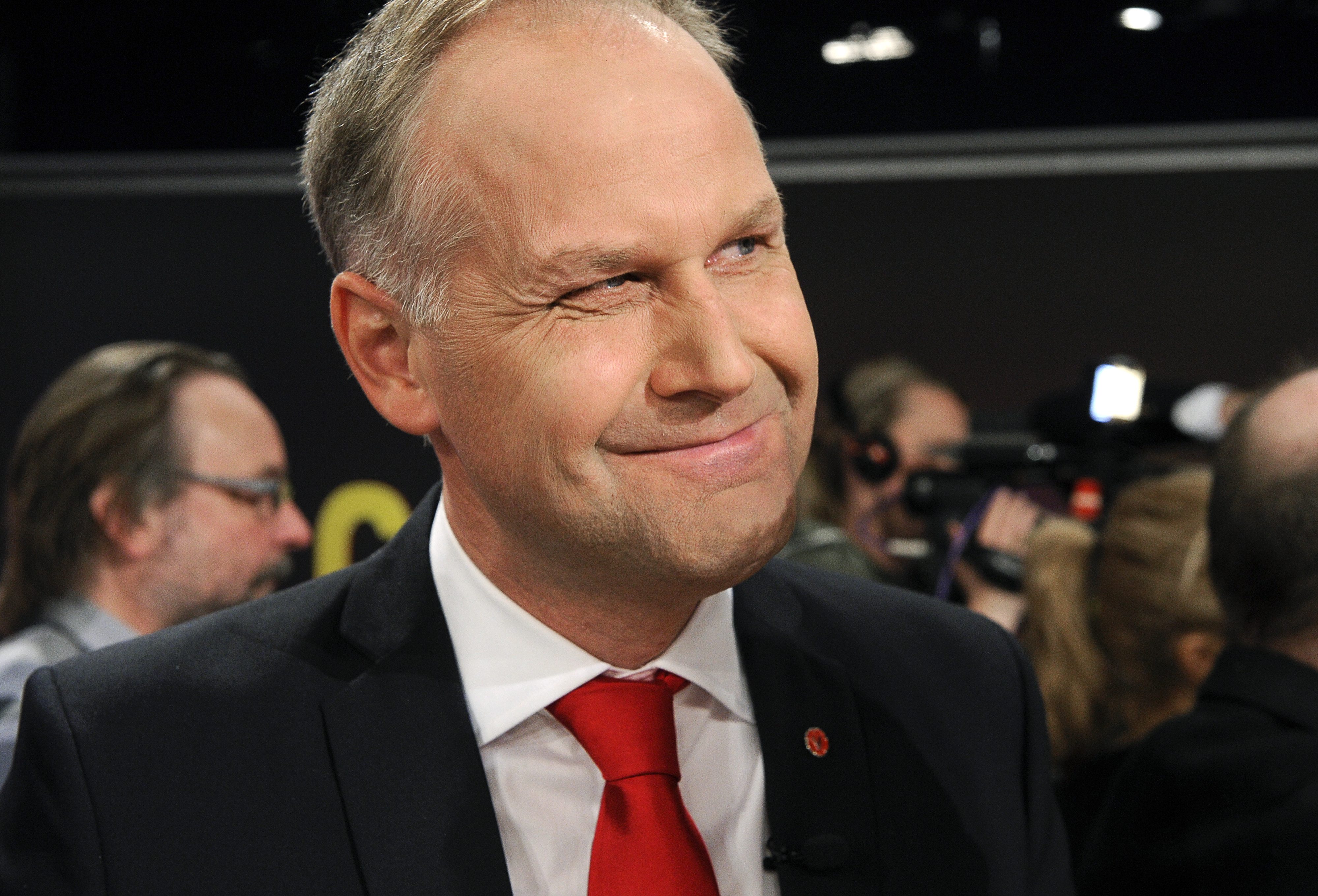På andra plats hamnar han, Väsnsterpartiets nya partiledare. 
