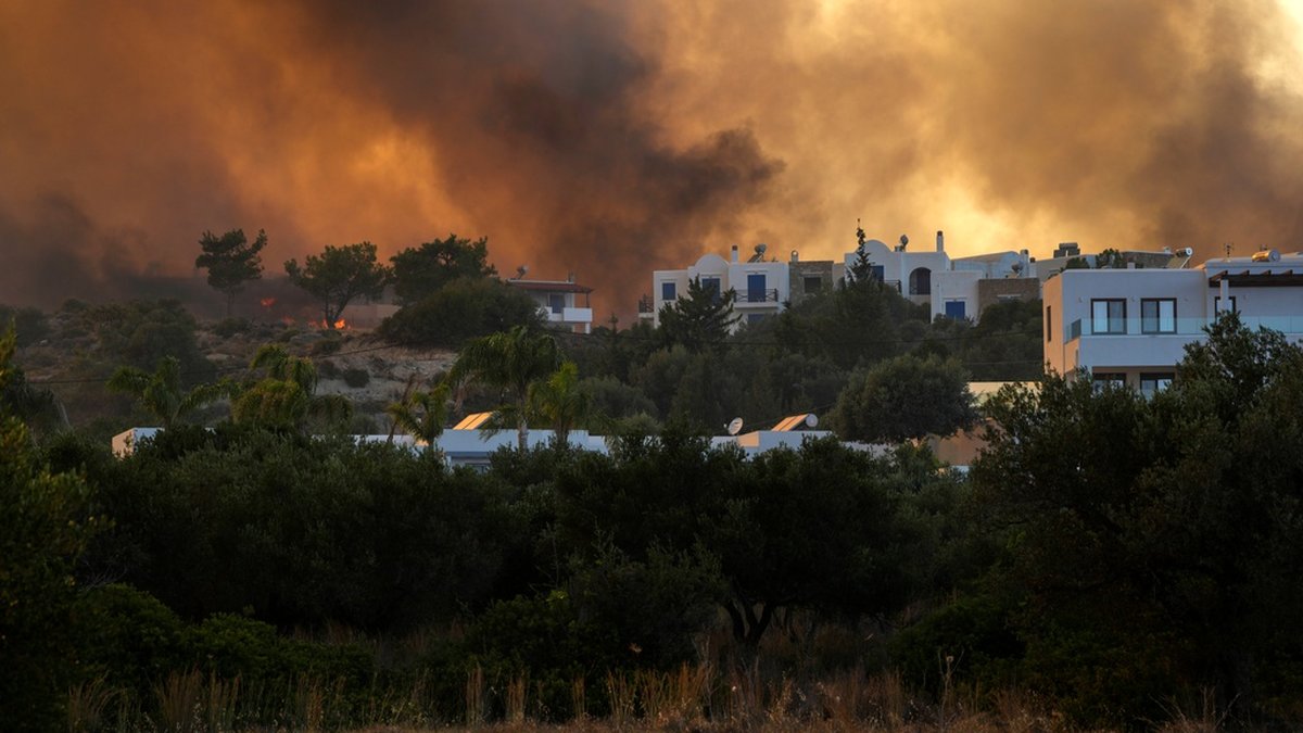 Bränder nära byn Gennadi på sydöstra Rhodos.
