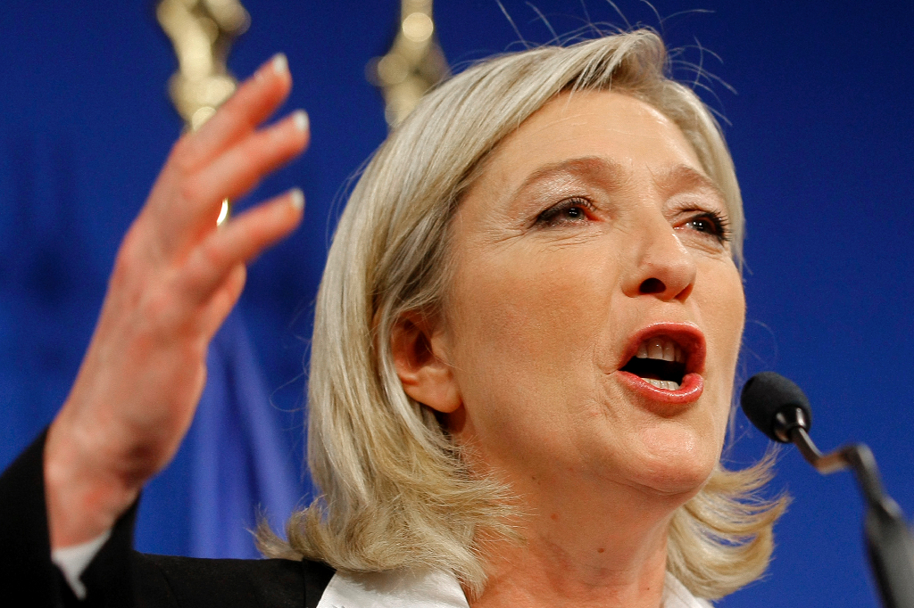 Högerextrema Marine Le Pen knep en tredje plats i första valomgången.
