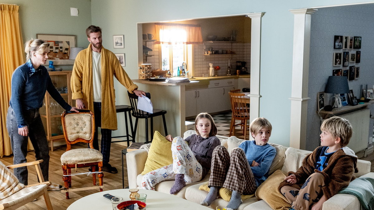 Inspelningen av SVT:s nya serie 'Familjen Andersson', som beskrivs som underhållning för hela familjen, är inne på slutspurten. Serien har premiär hösten 2023.