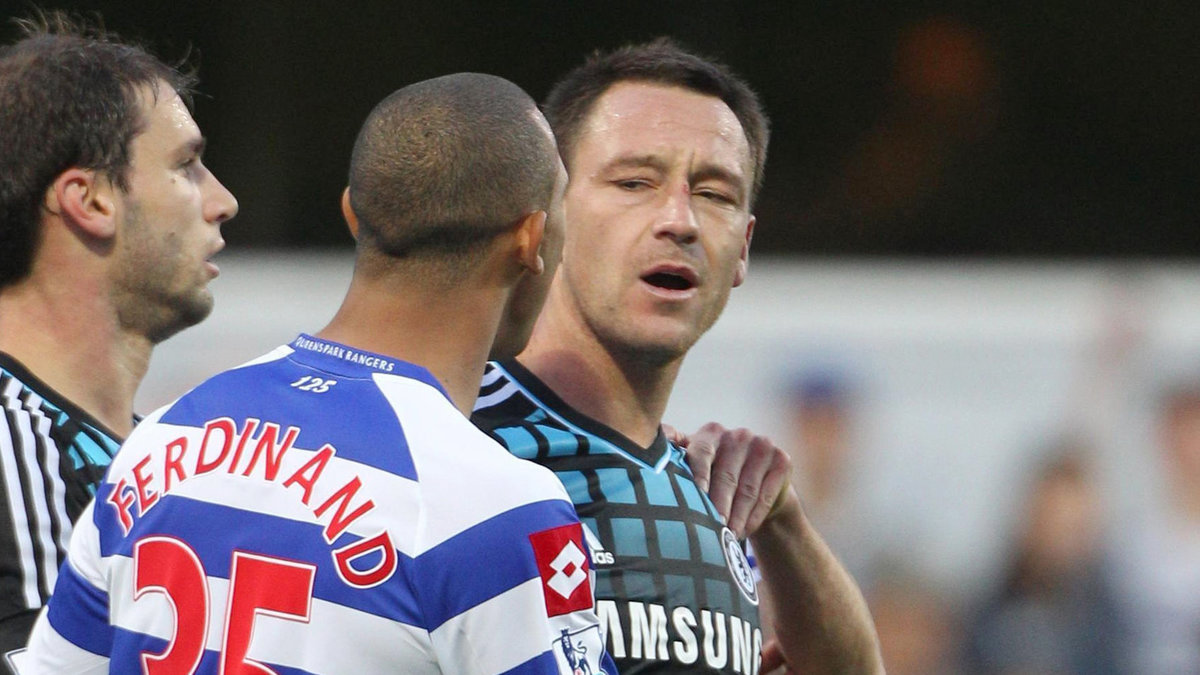 John Terry, Chelsea, stängdes av fyra matcher efter att ha förolämpat QPR:s Anton Ferdinand.