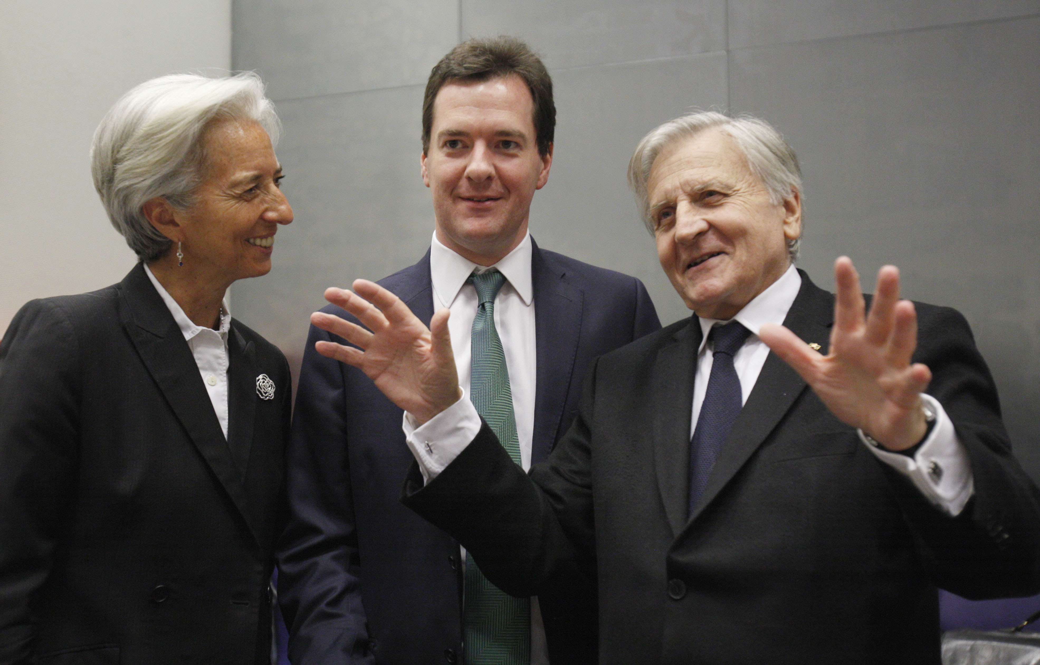Från vänster: Finansministrarna från Frankrike och Storbritannien tillsammans med Europeiska centralbankschefen.