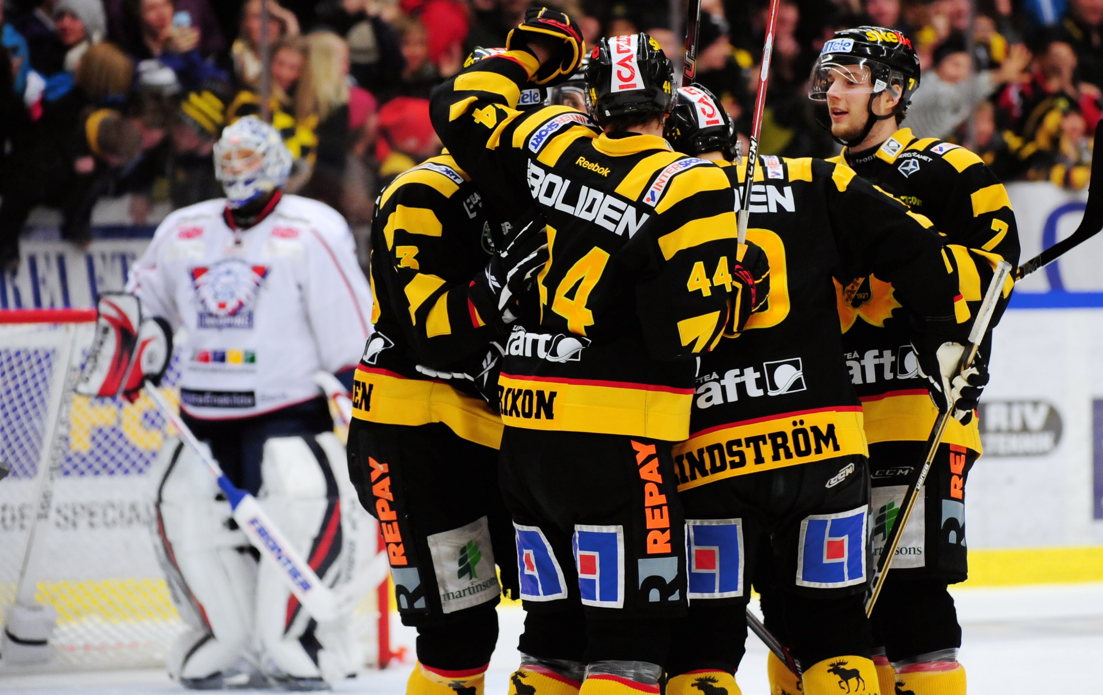 Den sjunde och avgörande kvartsfinalen blev aldrig riktigt så spännande som slutresultatet visade. Skellefteå var ohyggligt mycket mer taggade än LHC. Den sjunde och avgörande kvartsfinalen blev aldrig riktigt så spännande som slutresultatet visade. Skellefteå var ohyggligt mycket mer taggade än LHC.