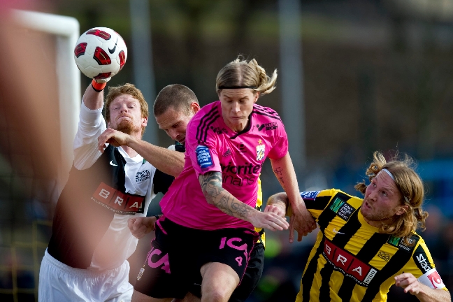 Det var tufft hela tiden och det var många närkamper i matchen. Det var tufft hela tiden och det var många närkamper i matchen.