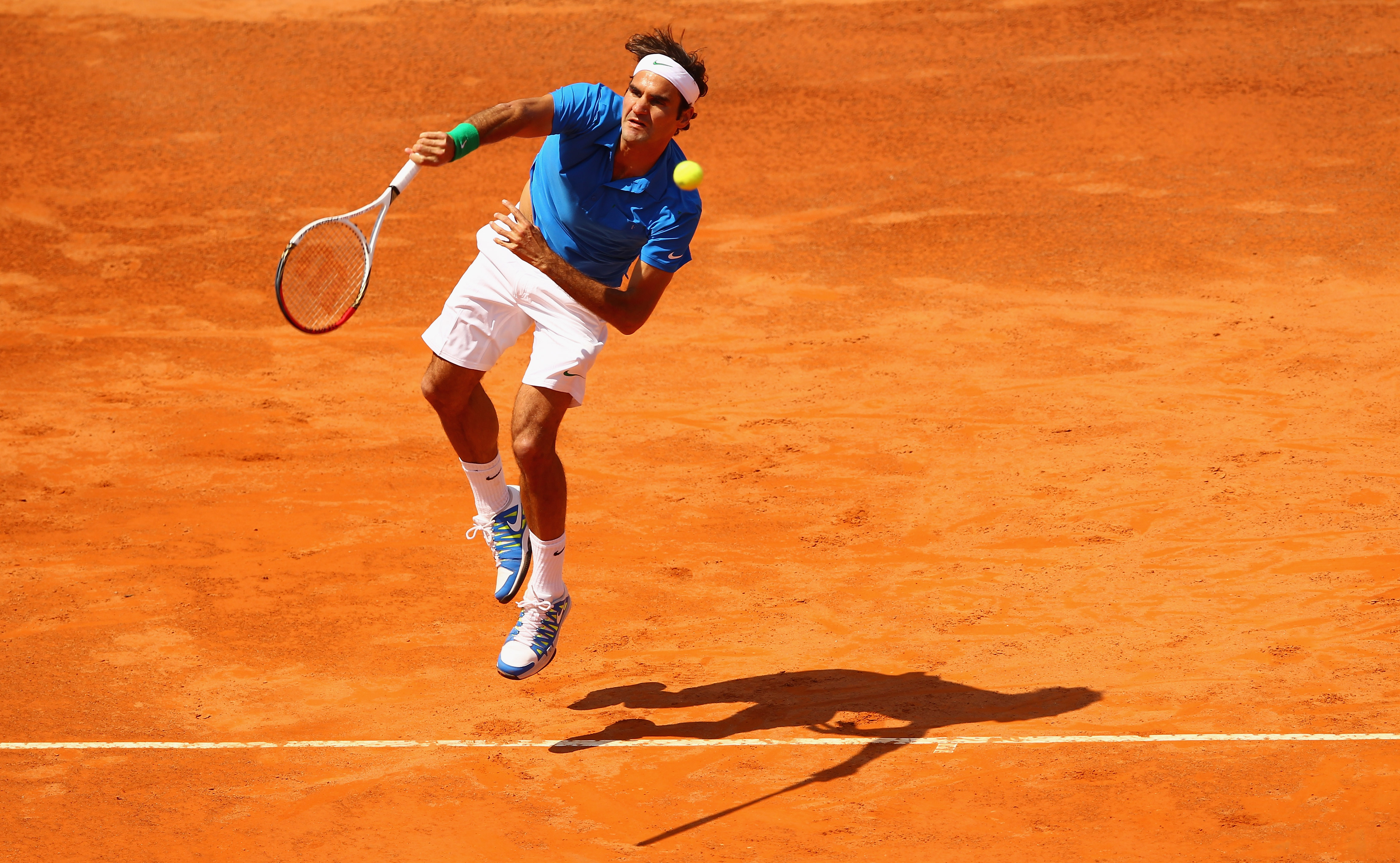 31. Roger Federer. 30-åringen tjänar 200 miljoner om året - bara på sina sponsorer och rankas som världens bästa tennisspelare - någonsin.
31. Roger Federer. 30-åringen tjänar 200 miljoner om året - bara på sina sponsorer och rankas som världens bästa tennisspelare - någonsin.