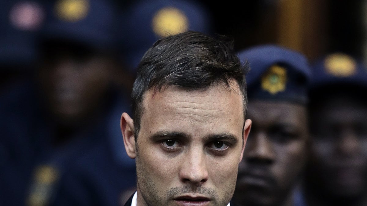 Oscar Pistorius dömdes för tio år sedan till fängelse för mordet på sin flickvän Reeva Steenkamp. Den här veckan kan han bli frisläppt. Arkivbild.