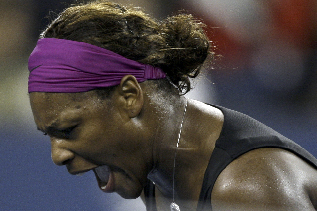 Serena Williams fick ett rekordhårt straff efter sitt lilla utspel.