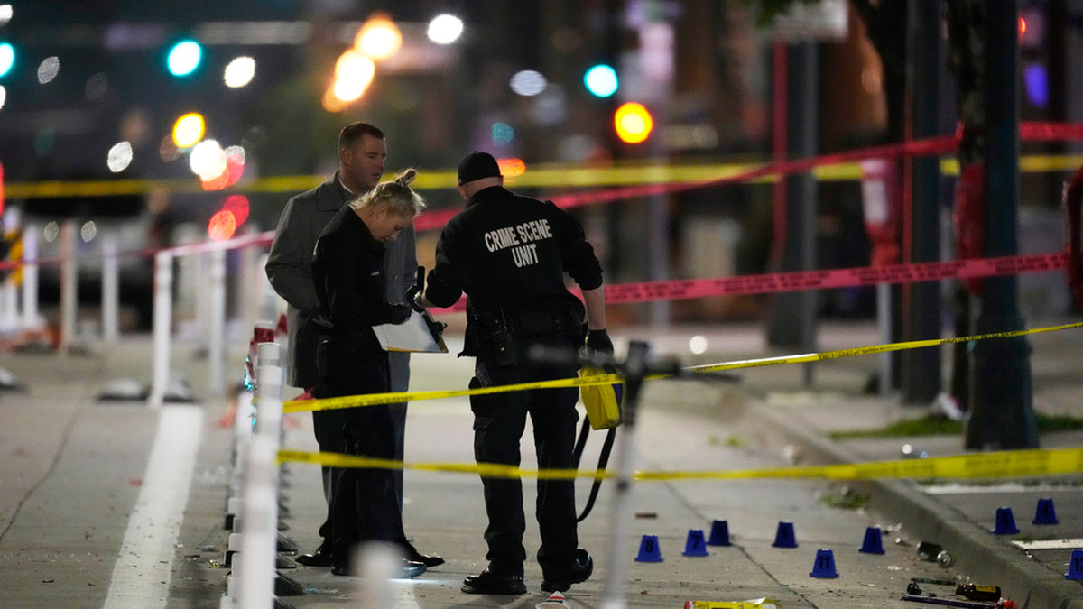 Nio personer blev skjutna när mängder av folk var ute och rörde på sig i Denver natten till tisdag.