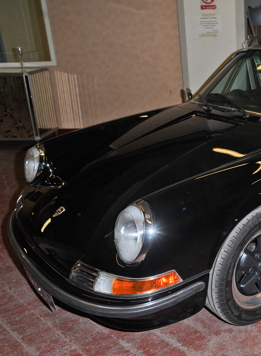 Den här svarta Porschen från 1970-talet fick Kate i födelsedagspresent av Topshops VD Sir Philip Green. Den här svarta Porschen från 1970-talet fick Kate i födelsedagspresent av Topshops VD Sir Philip Green.