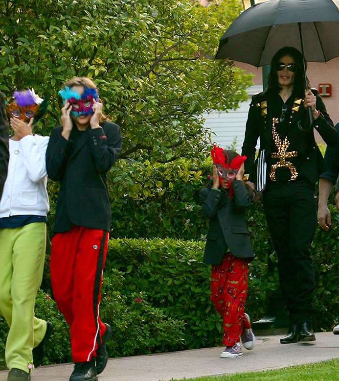 Michael Jackson med sina barn Michael Jackson med sina barn