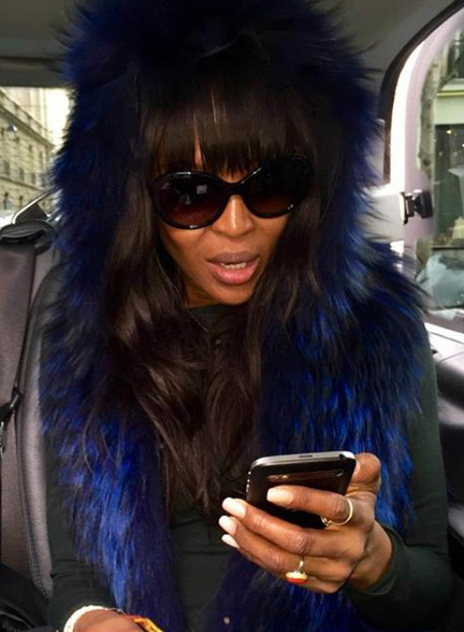 Naomi Campbell ser lite missnöjd ut. Naomi Campbell ser lite missnöjd ut.