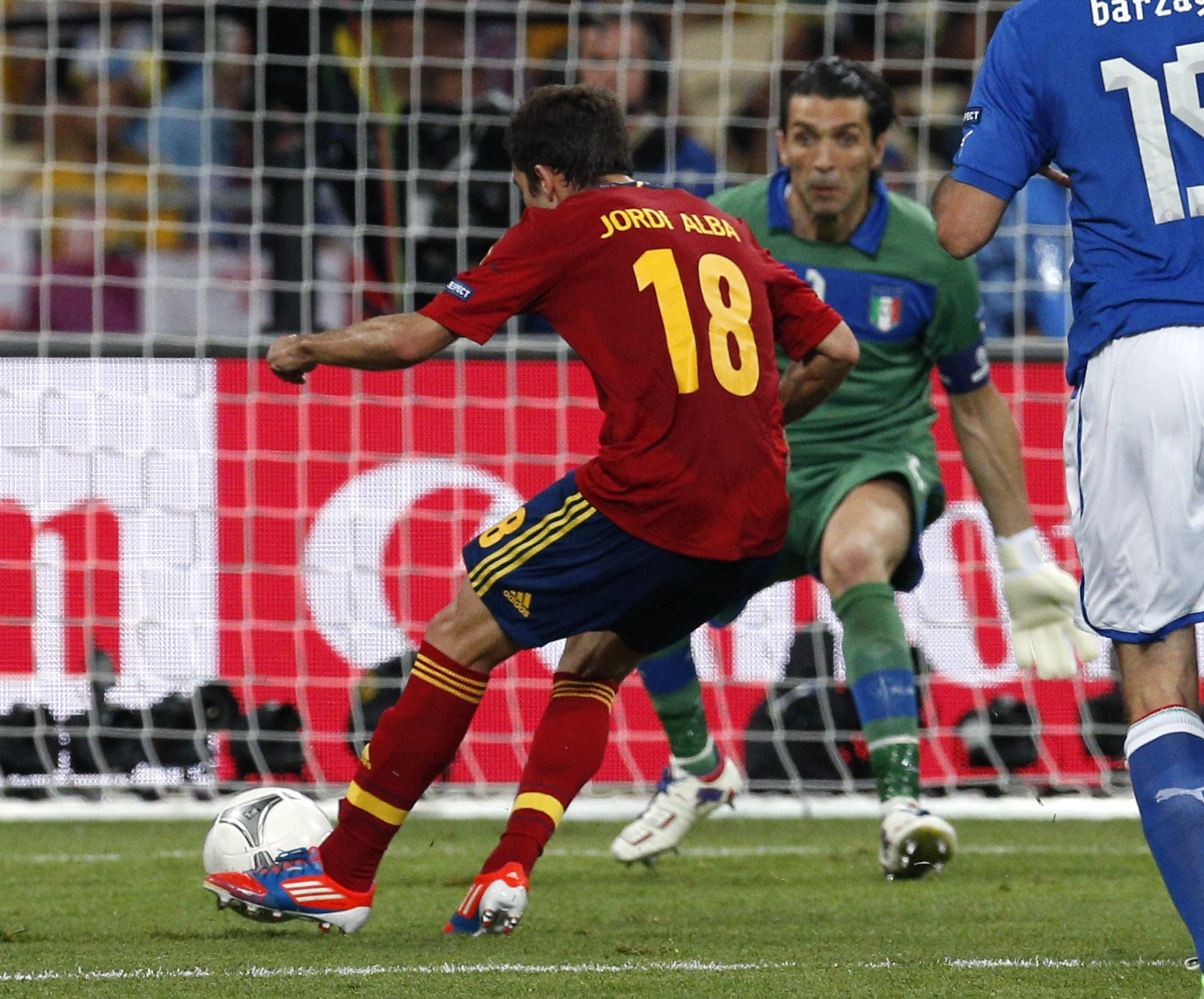 Jordi Alba sprang sig ren på vänsterkanten. Jordi Alba sprang sig ren på vänsterkanten.