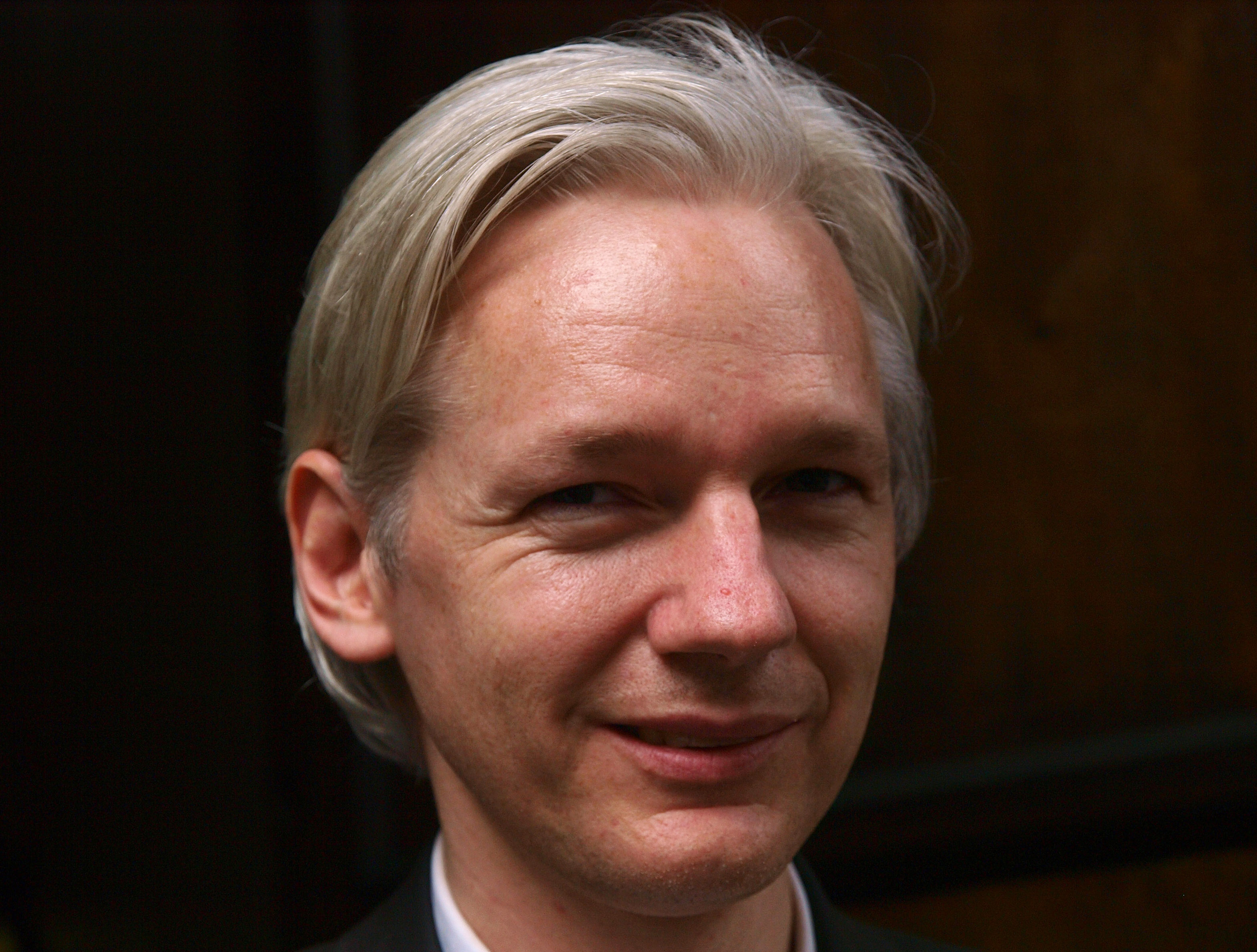 Julian Assange är mycket kritisk mot åklagaren och media efter våldtäktsanklagelserna.