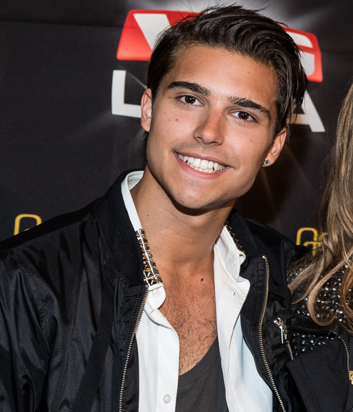 Eric Saade, om hans intresse för öl lever kvar? Det törs vi inte svara på. Eric Saade, om hans intresse för öl lever kvar? Det törs vi inte svara på.