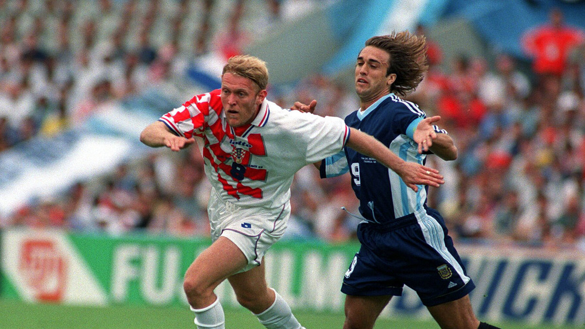 Det är Robert Prosinecki som spelade i Real Madrid mellan 1991-1994 som öser beröm över svensken. 
