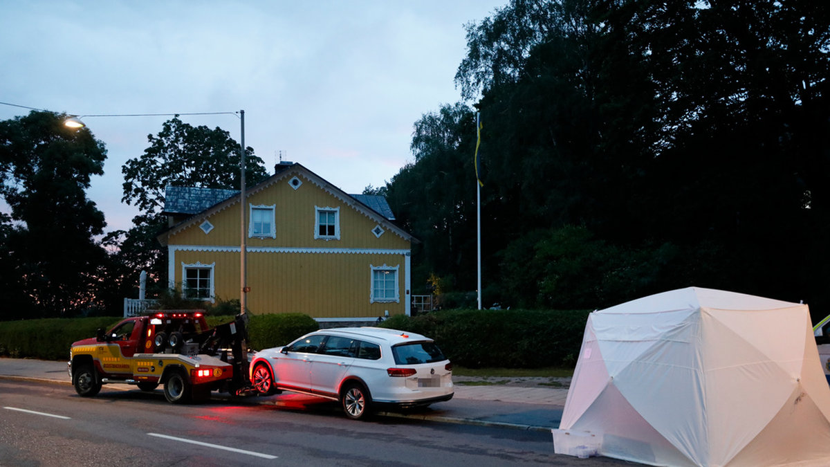 Gjörwellsgatan i Marieberg i Stockholm spärrades av på fredagseftermiddagen med anledning av ett misstänkt farligt föremål.