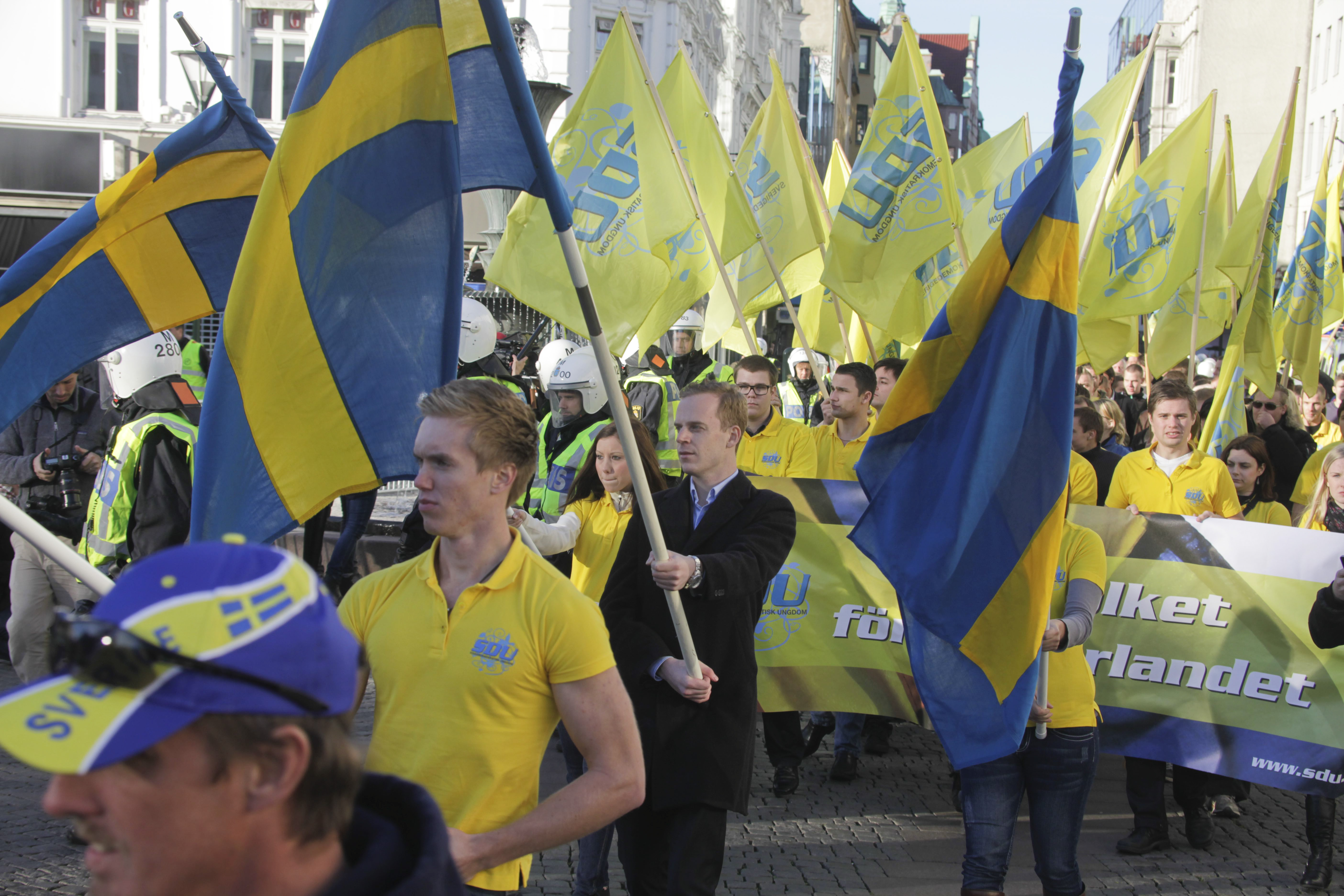 Demonstration, Bojkott, Antirasism, Sverigedemokraterna