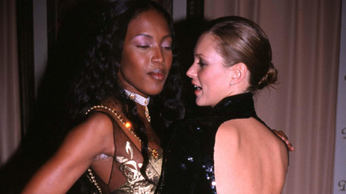 Kate och Naomi på gala i New York 1998.