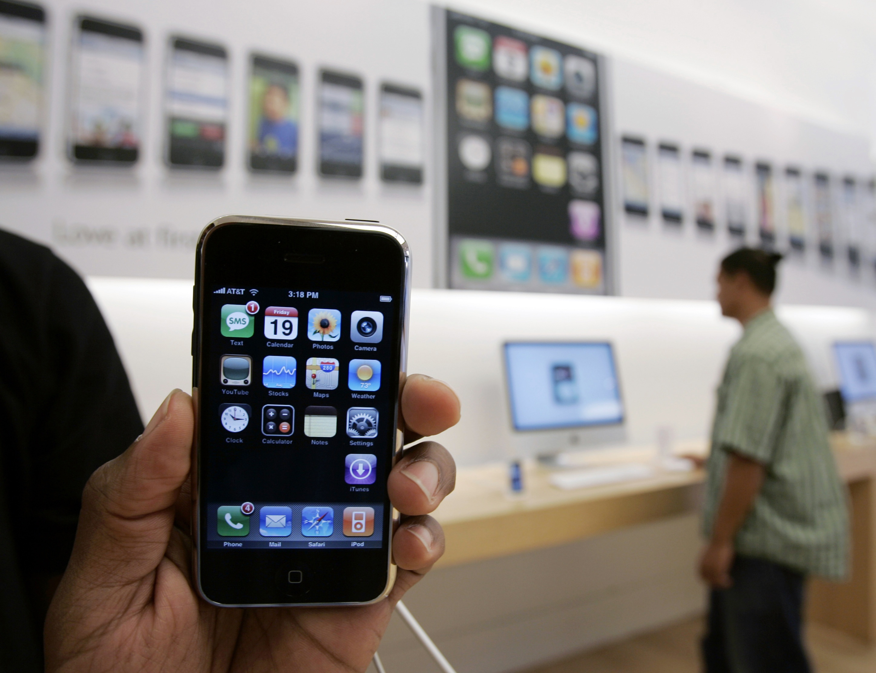 Rånbytet i Borås blev iPhones värda många miljoner kronor.