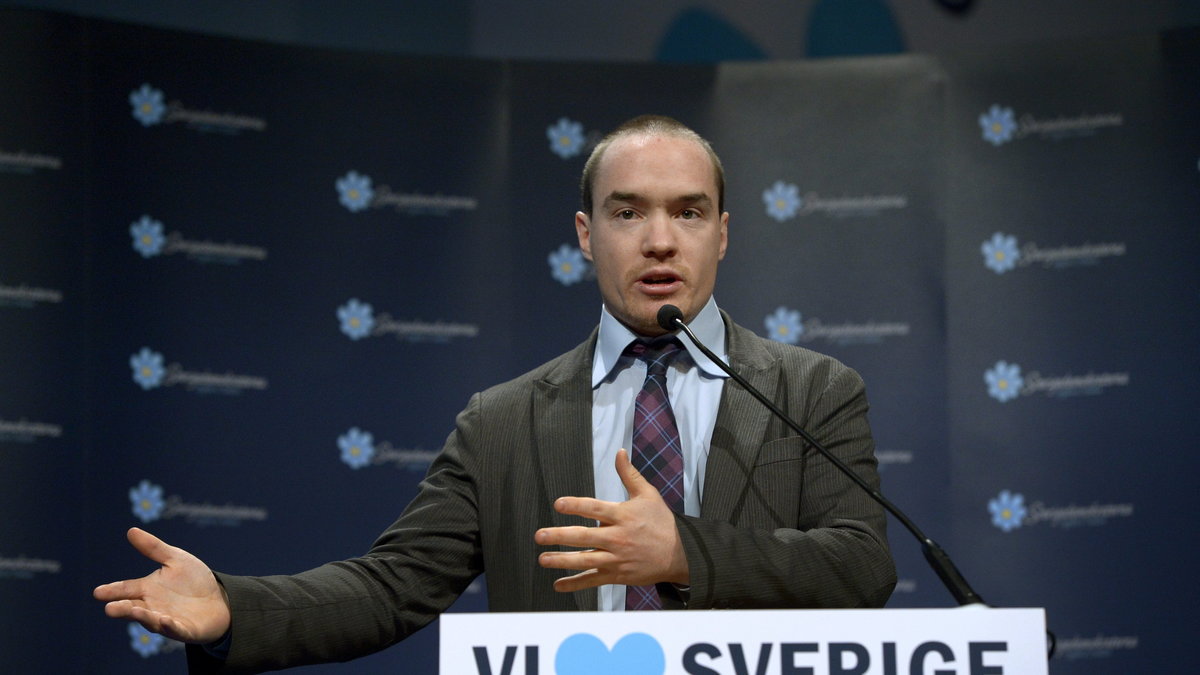 Kent Ekeroth håller tal på SD:s landsdagar i Västerås.
