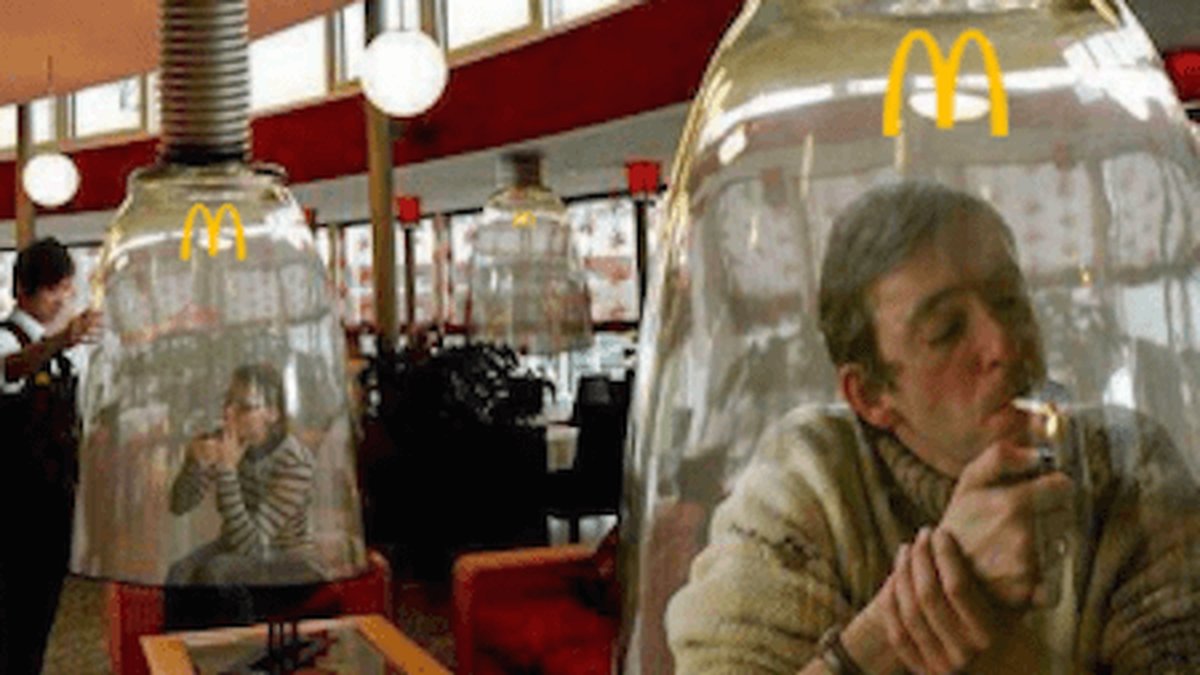 Den här bilden påstods visa hur McDonalds nya rökvänliga restauranger skulle se ut.